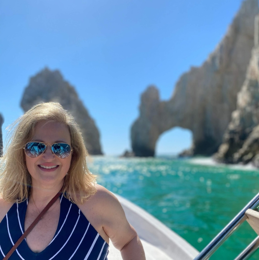 Meet your Posher, Debbie